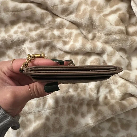 gucci gg marmont keychain wallet